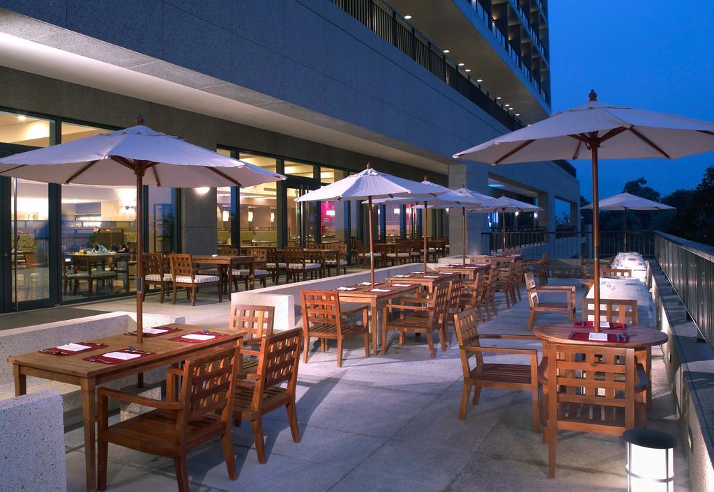 Fleur De Chine Hotel Yuchi Luaran gambar The Terrace